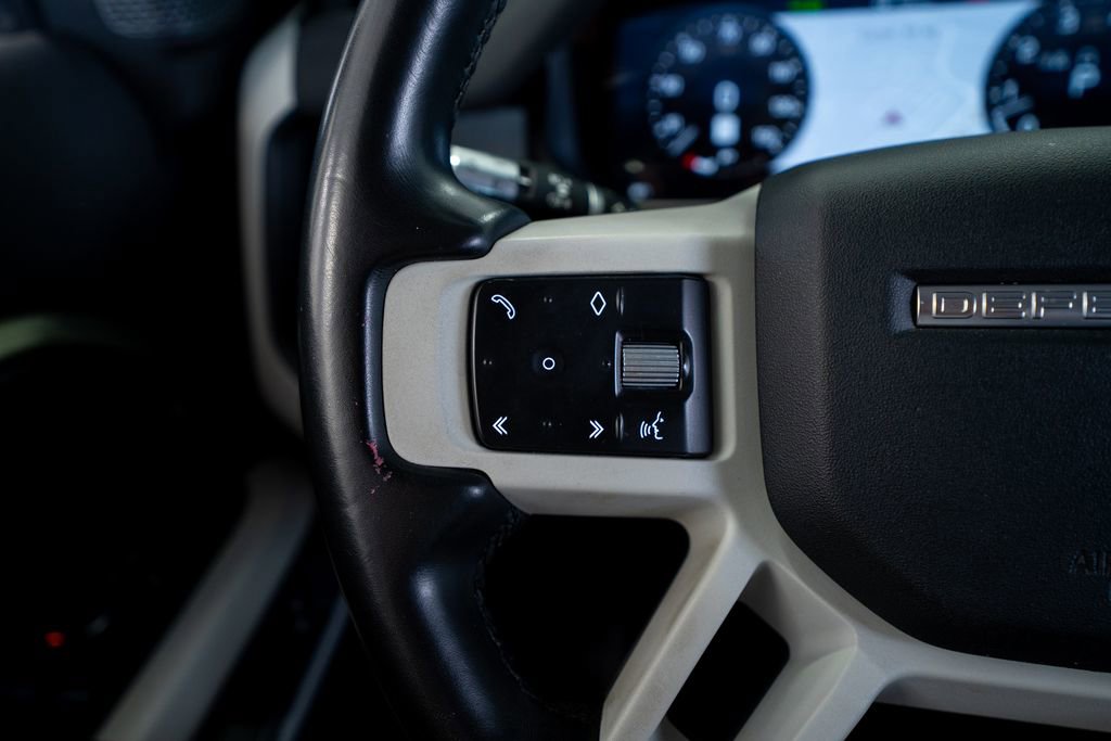 2020 Land Rover Defender 110 SE