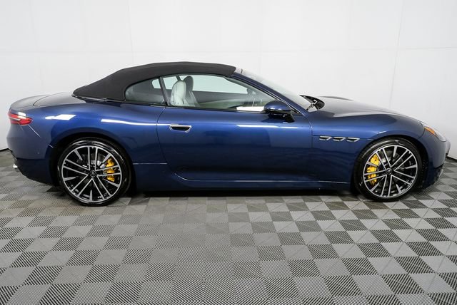 2026 Maserati GranCabrio Modena