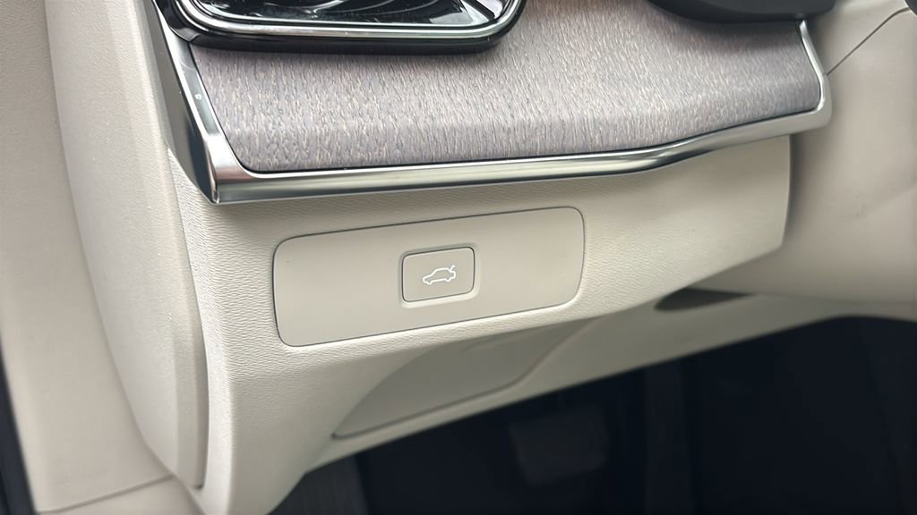 2026 Volvo Xc90 B6 Ultra