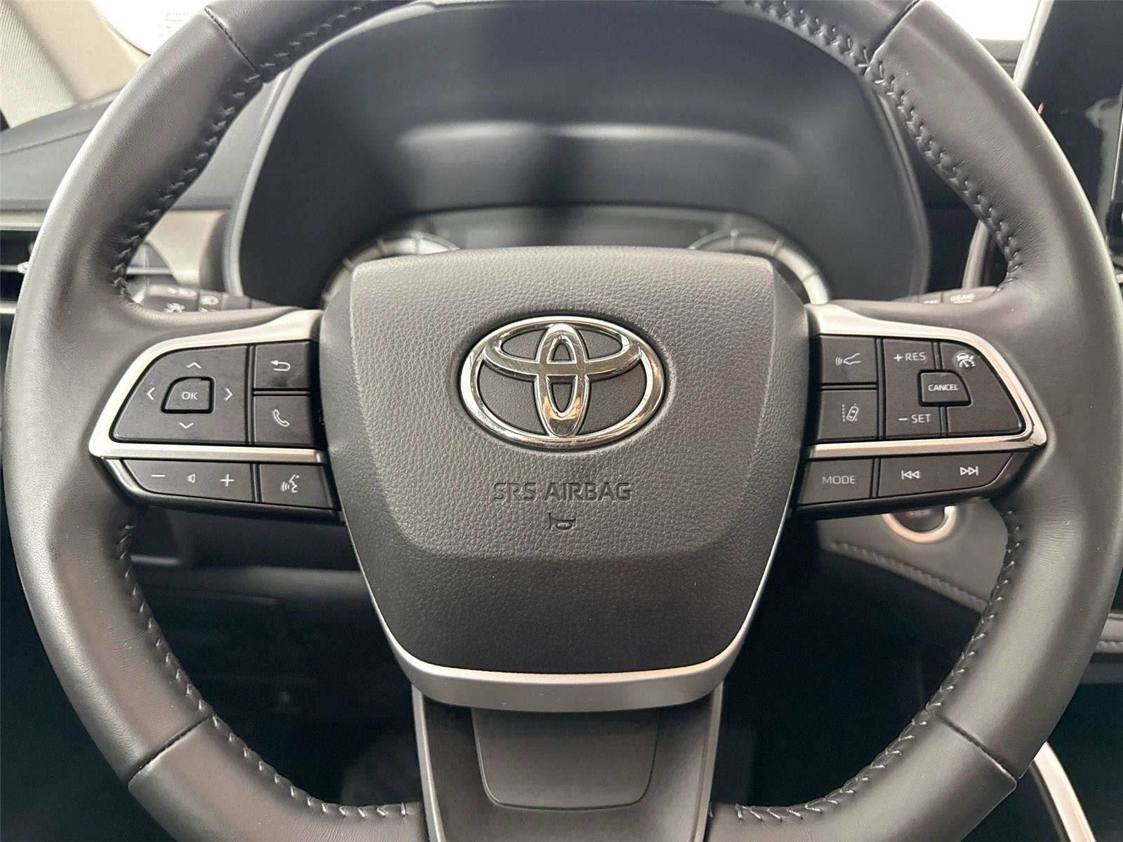 2025 Toyota Highlander LE