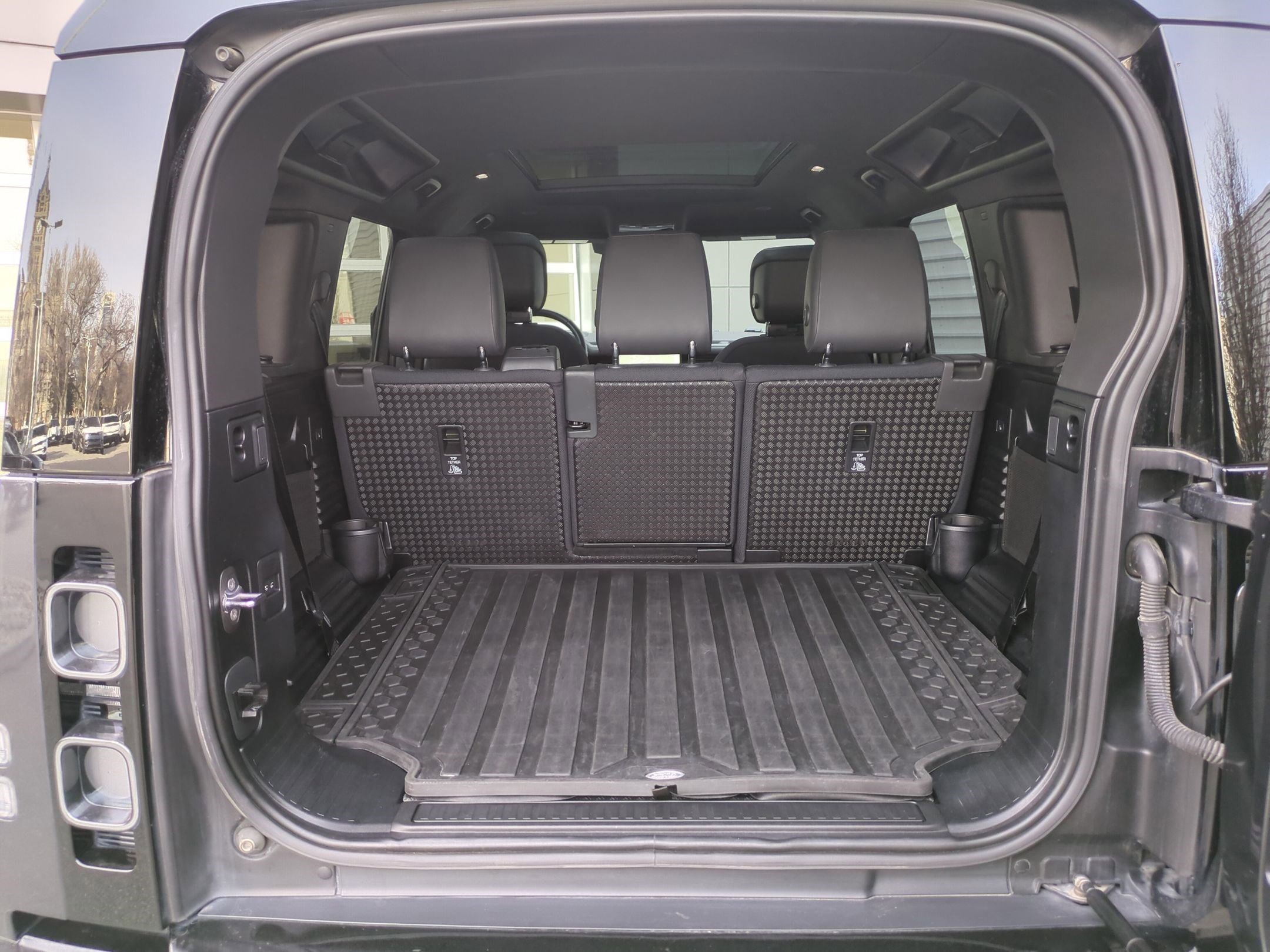 2023 Land Rover Defender 110 X