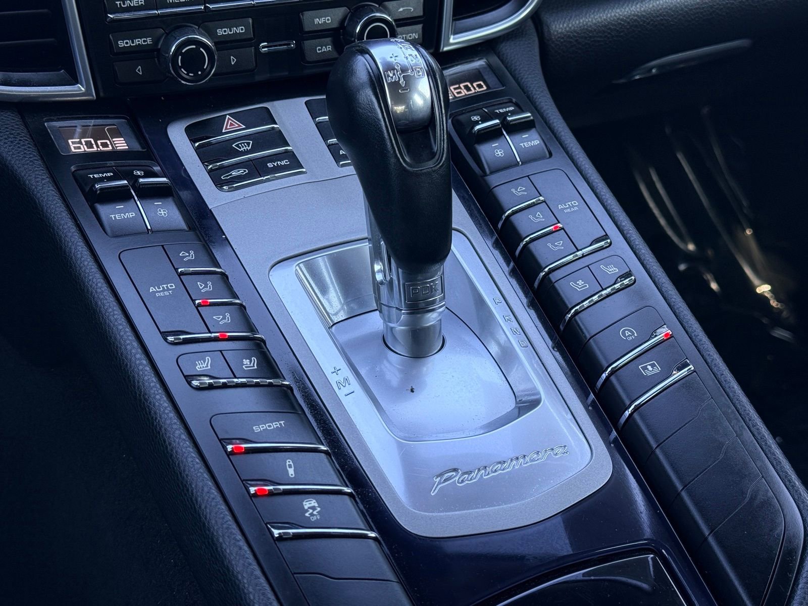 2015 Porsche Panamera 4