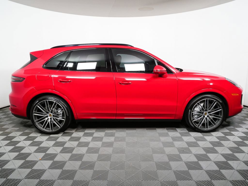 2023 Porsche Cayenne Turbo