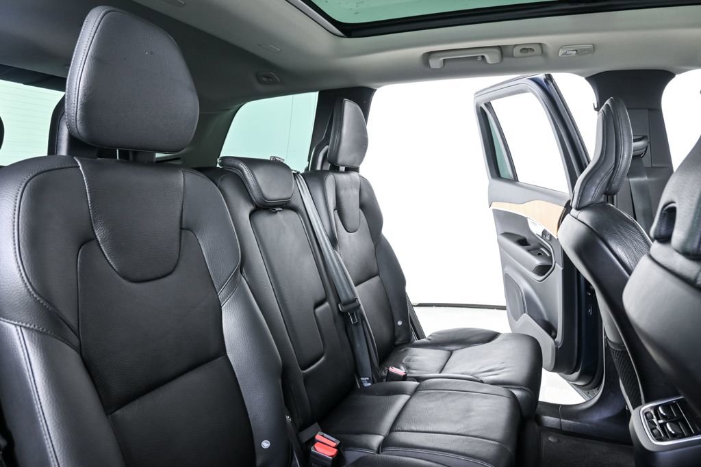 2023 Volvo Xc90 B5 Plus