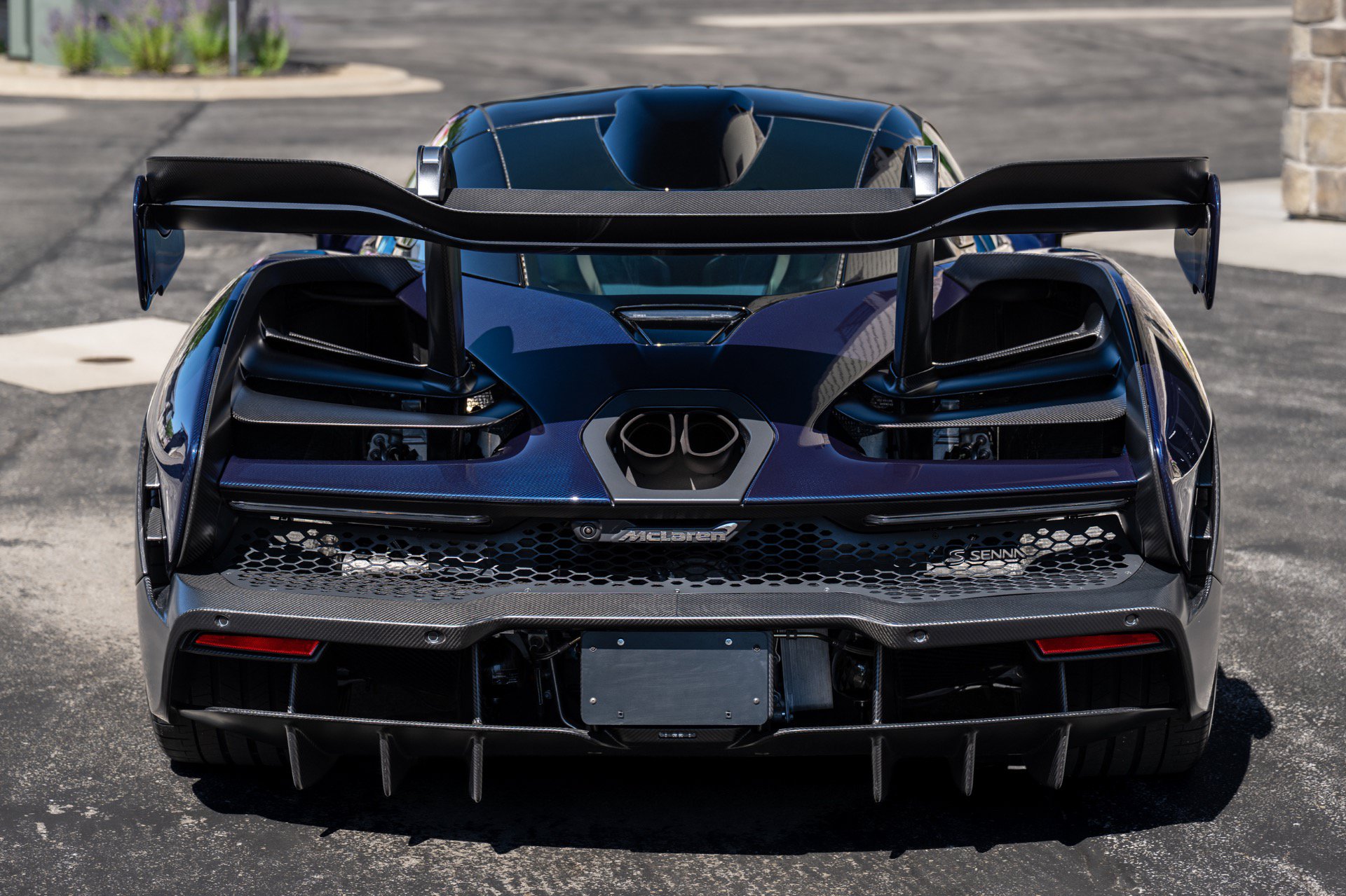 Used 2019 McLaren Senna photo 29