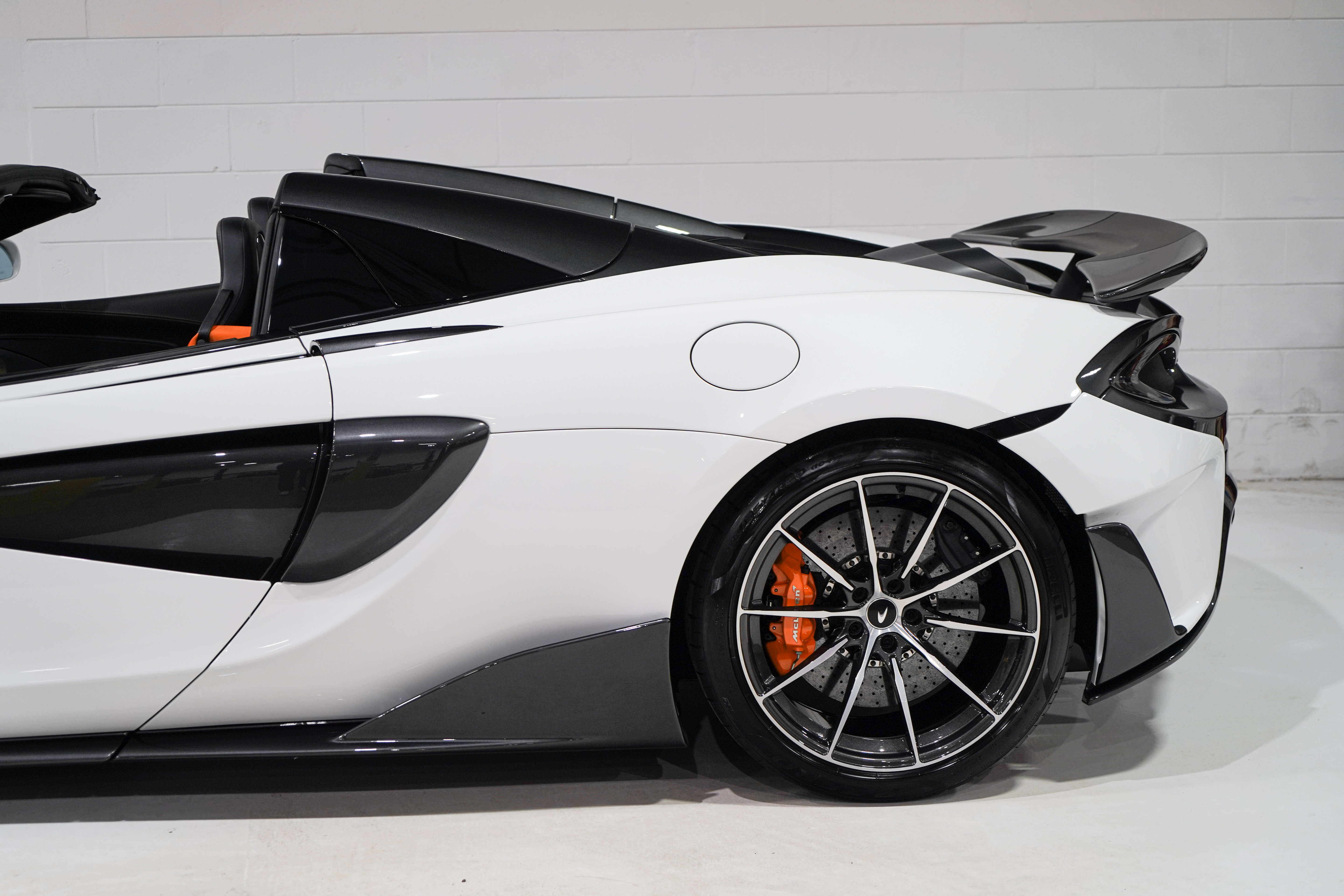 Used 2020 McLaren 600LT Spider photo 35