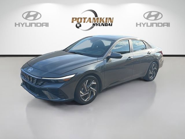 Certified 2025 Hyundai Elantra SEL