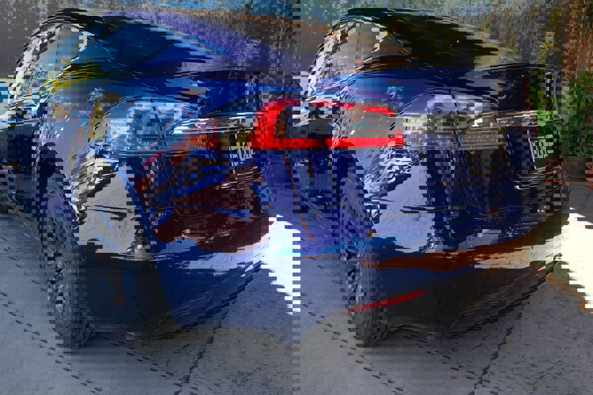 2018 Tesla Model S 75D