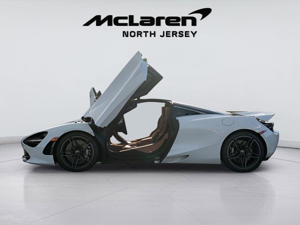 Used 2018 McLaren 720S photo 16