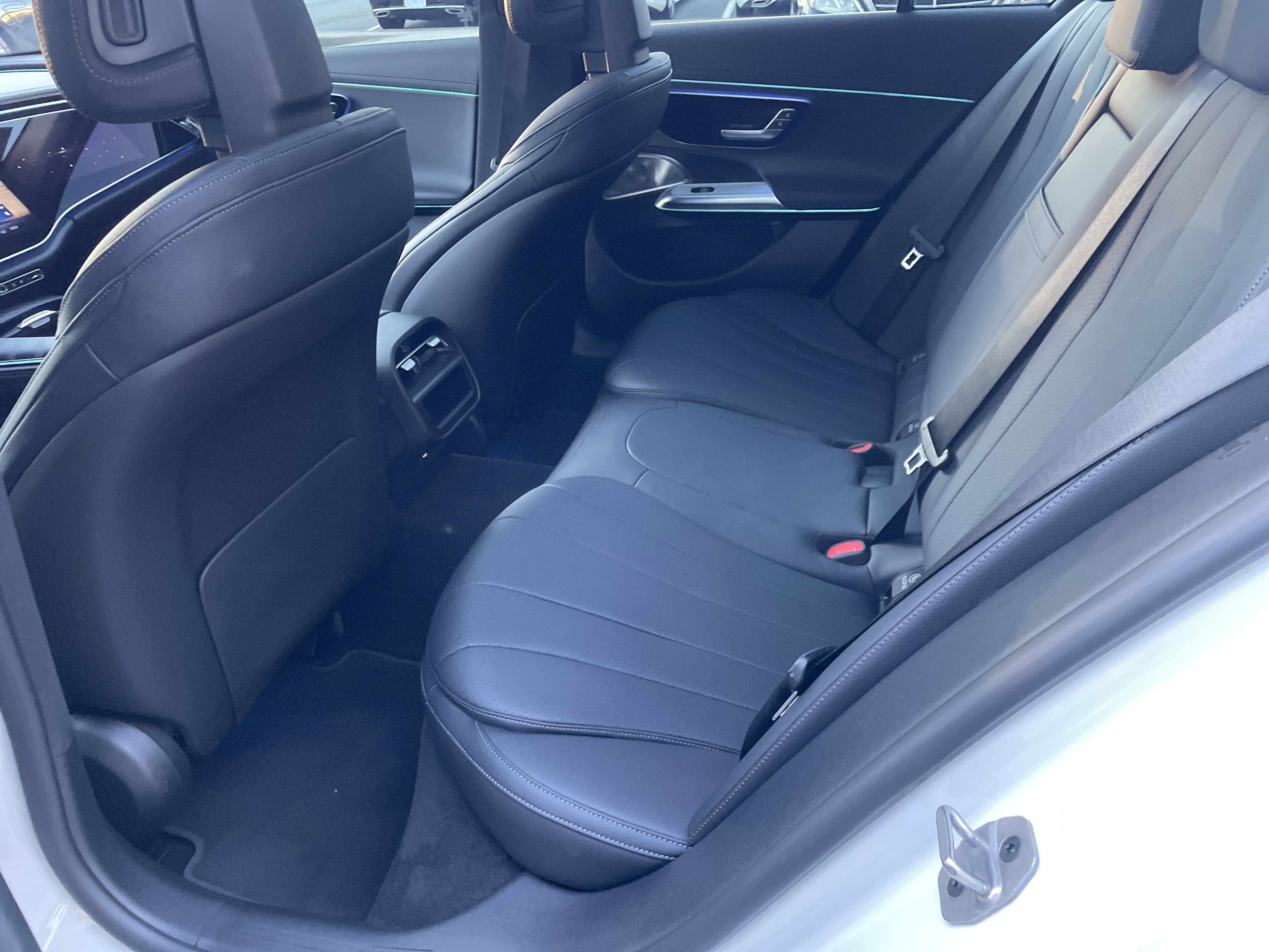 2025 Mercedes-Benz E 350 4MATIC Sedan