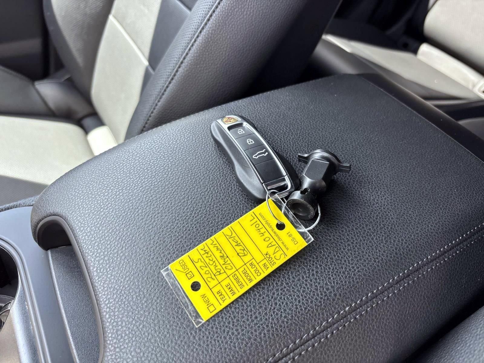 2025 Porsche Cayenne