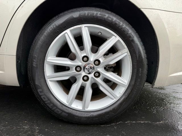 2014 Toyota Avalon XLE