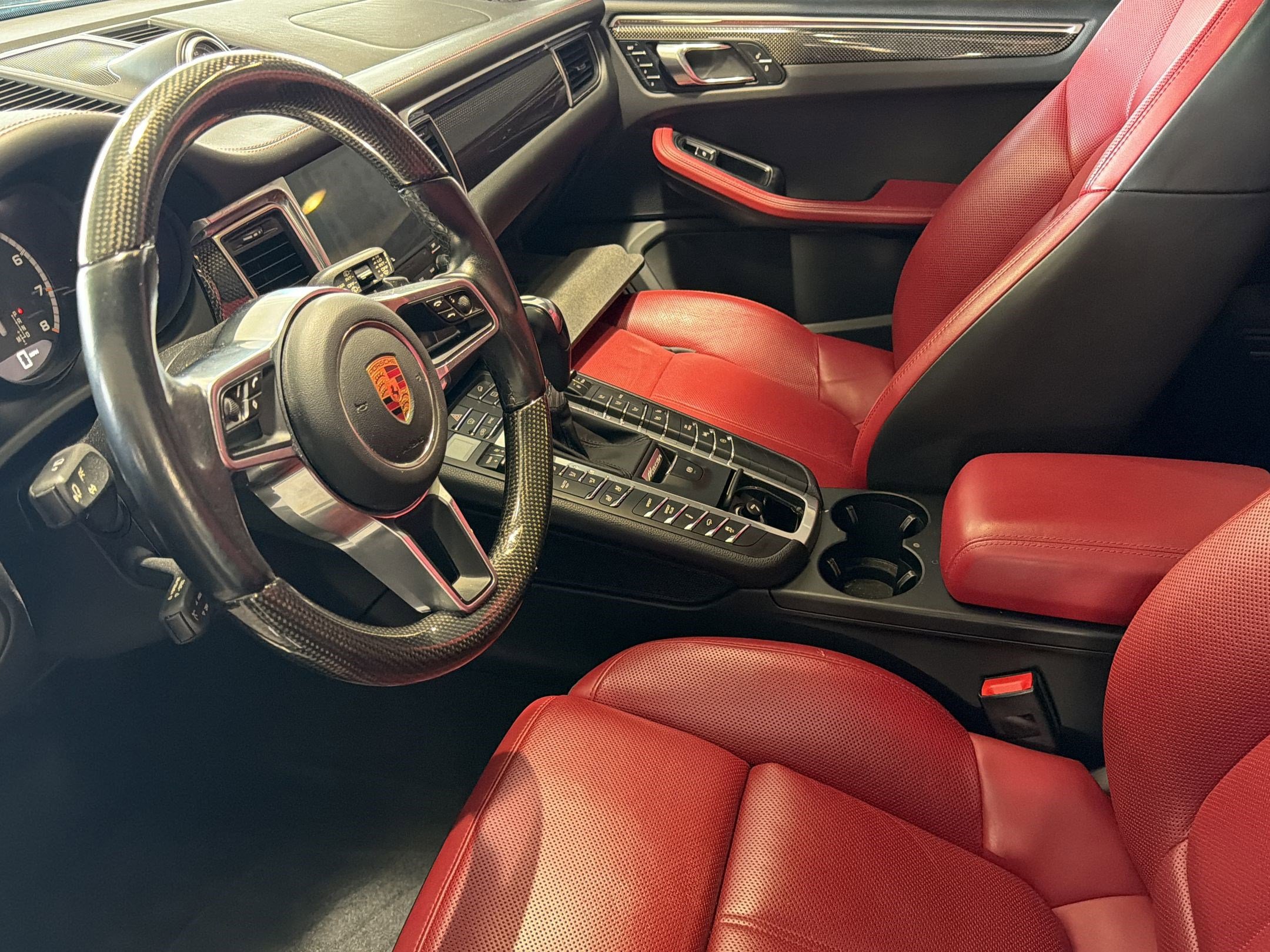 2017 Porsche Macan Turbo