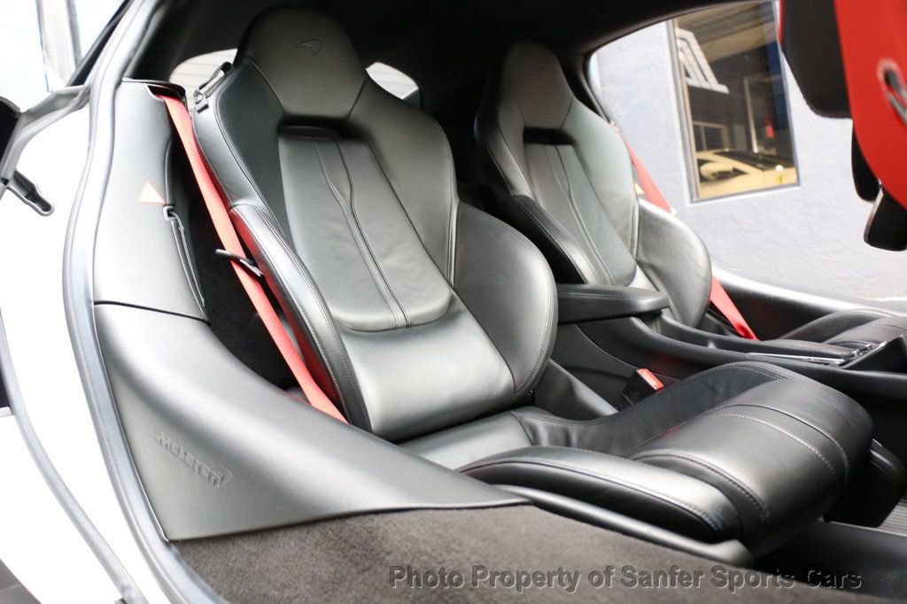 Used 2019 McLaren 600LT photo 33