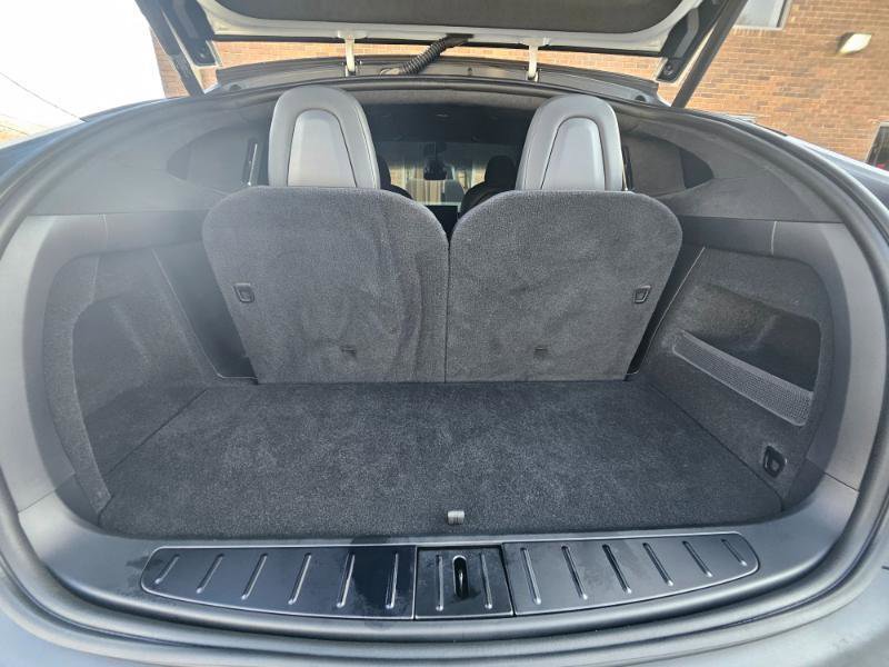 2024 Tesla Model X Plaid