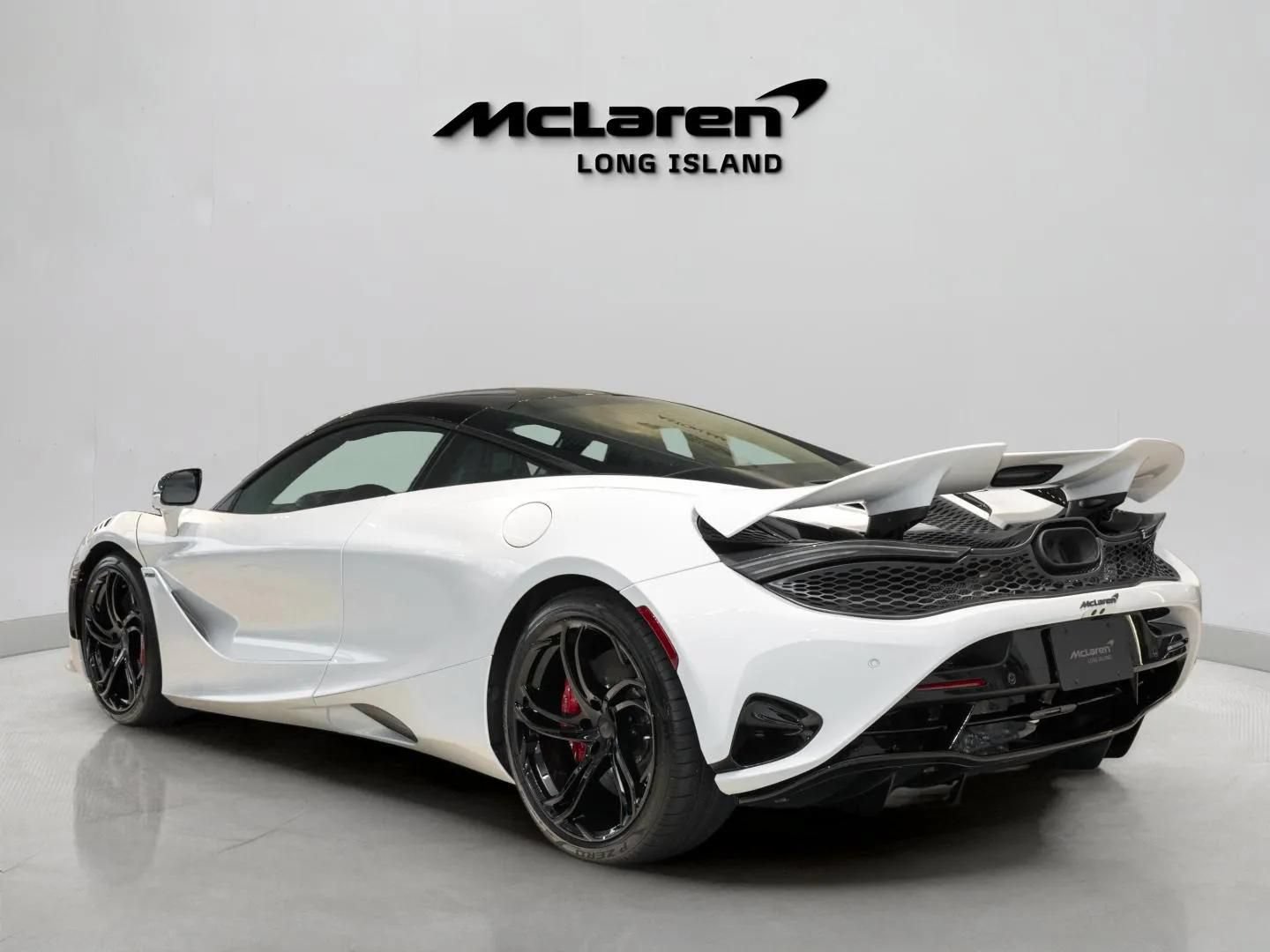 New 2027 McLaren 750S 4