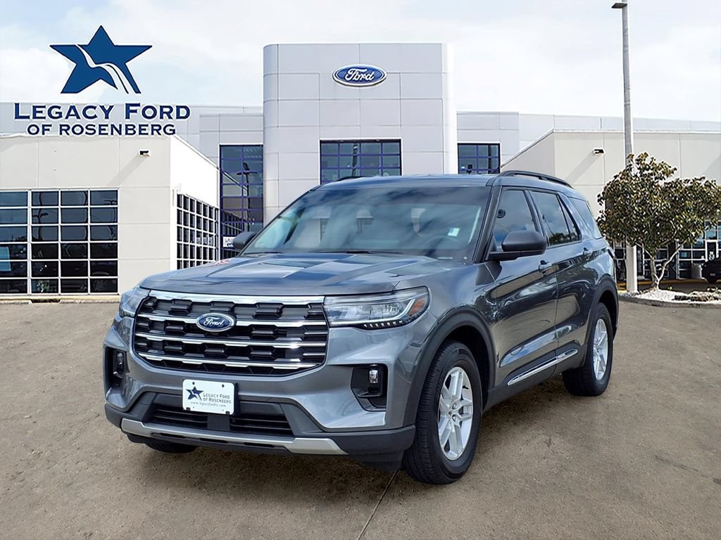 Used 2025 Ford Explorer Active w/ Active Comfort Package