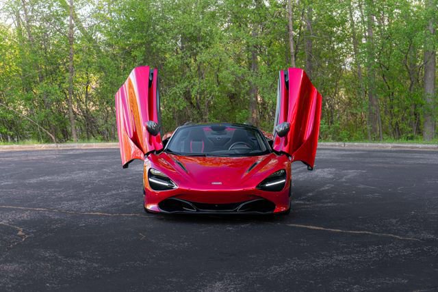 Used 2021 McLaren 720S Performance photo 35