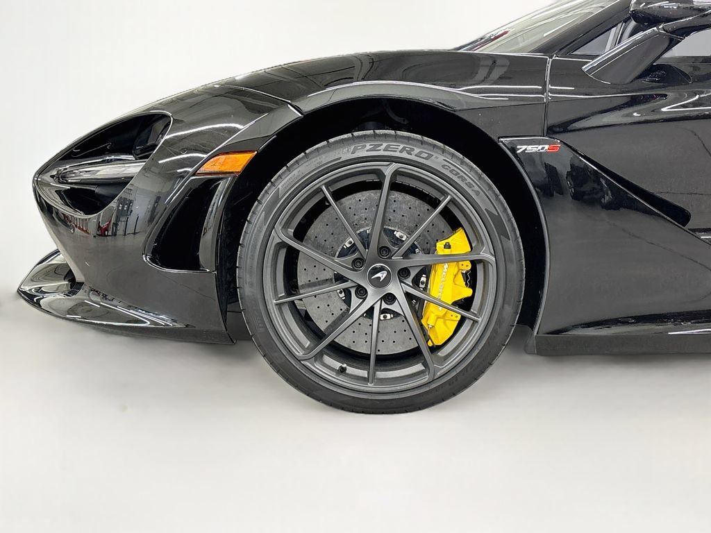 Used 2025 McLaren 750S Spider photo 28