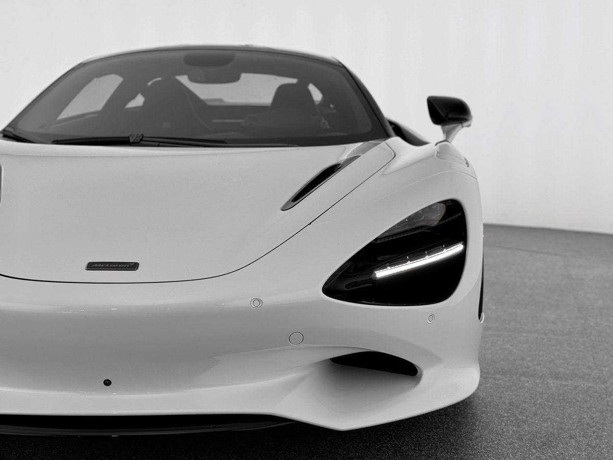 Used 2026 McLaren 750S photo 43