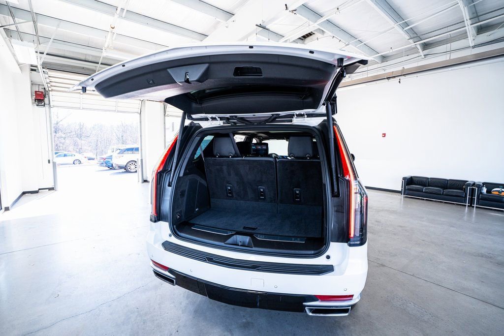 2023 Cadillac Escalade Premium Luxury