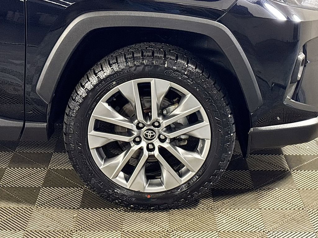 2022 Toyota RAV4 XLE Premium