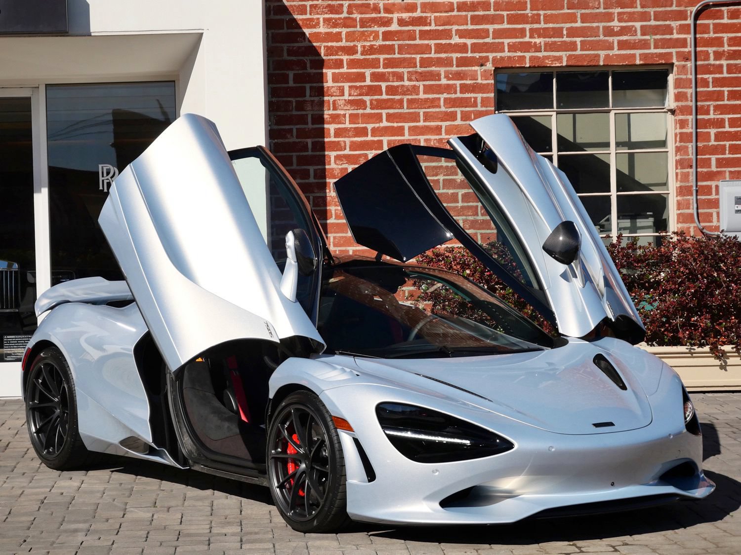New 2026 McLaren 750S photo 16