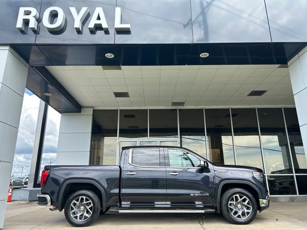 Used 2024 GMC Sierra 1500 SLT w/ SLT Premium Plus Package
