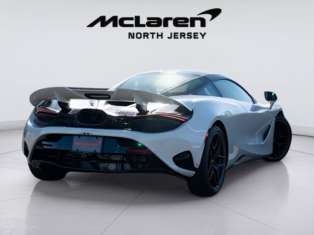 New 2026 McLaren 750S photo 9