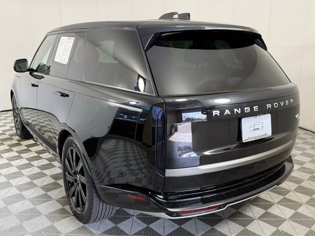 2023 Land Rover Range Rover SE