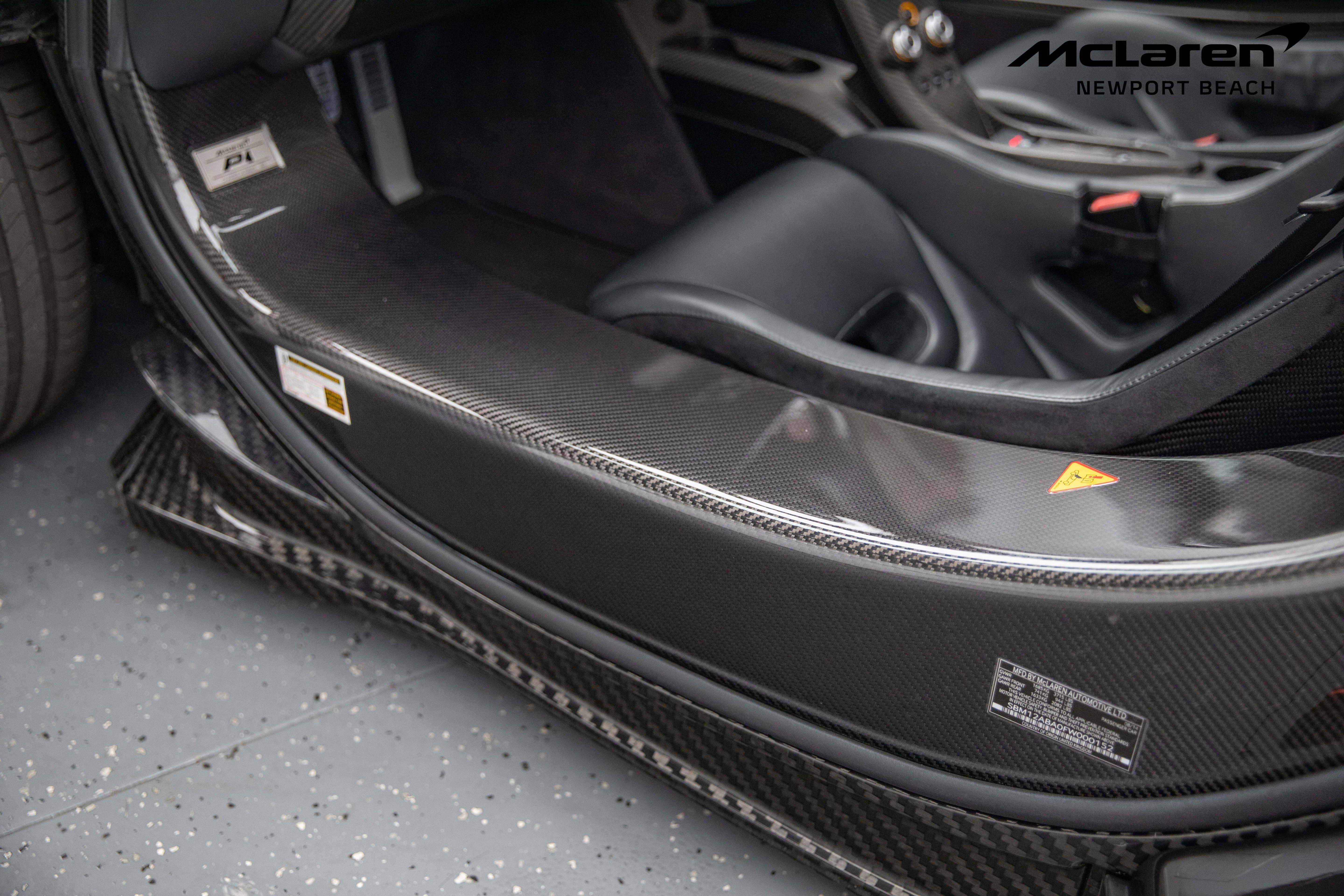 Used 2015 McLaren P1 photo 35