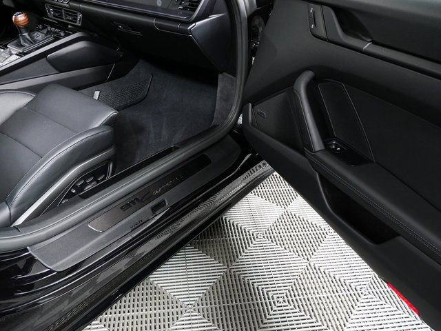 2025 Porsche 911 Carrera T