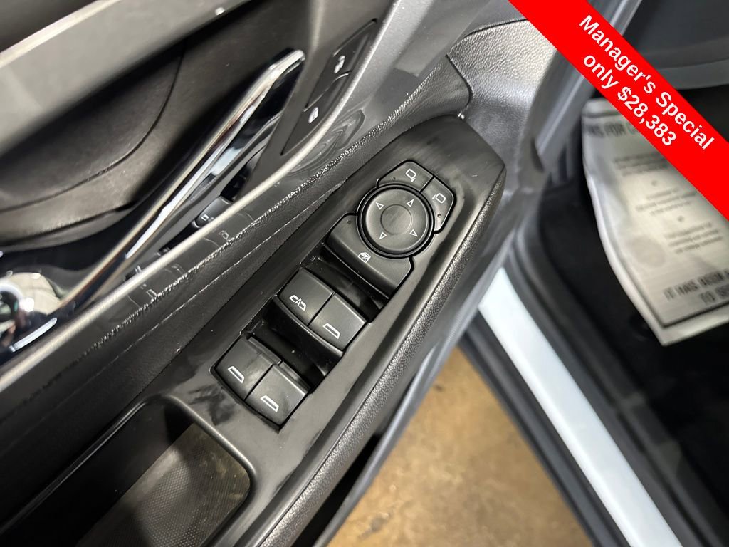 2023 Chevrolet Traverse LT