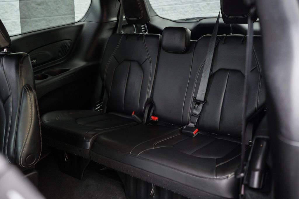 2022 Chrysler Pacifica Touring-L