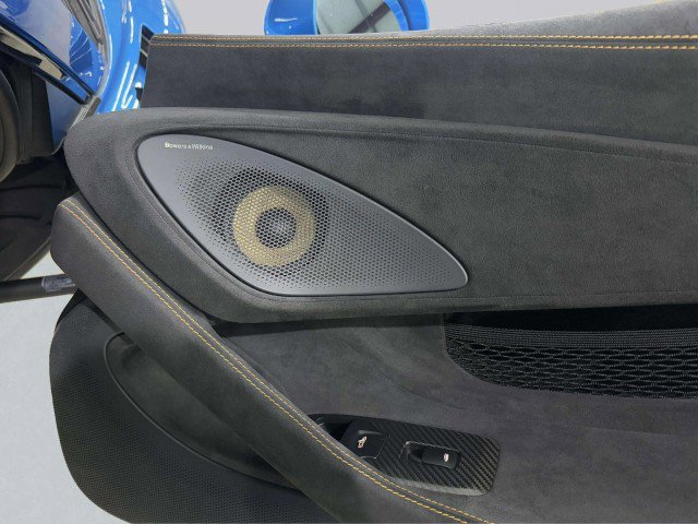 Used 2020 McLaren 600LT Spider photo 62