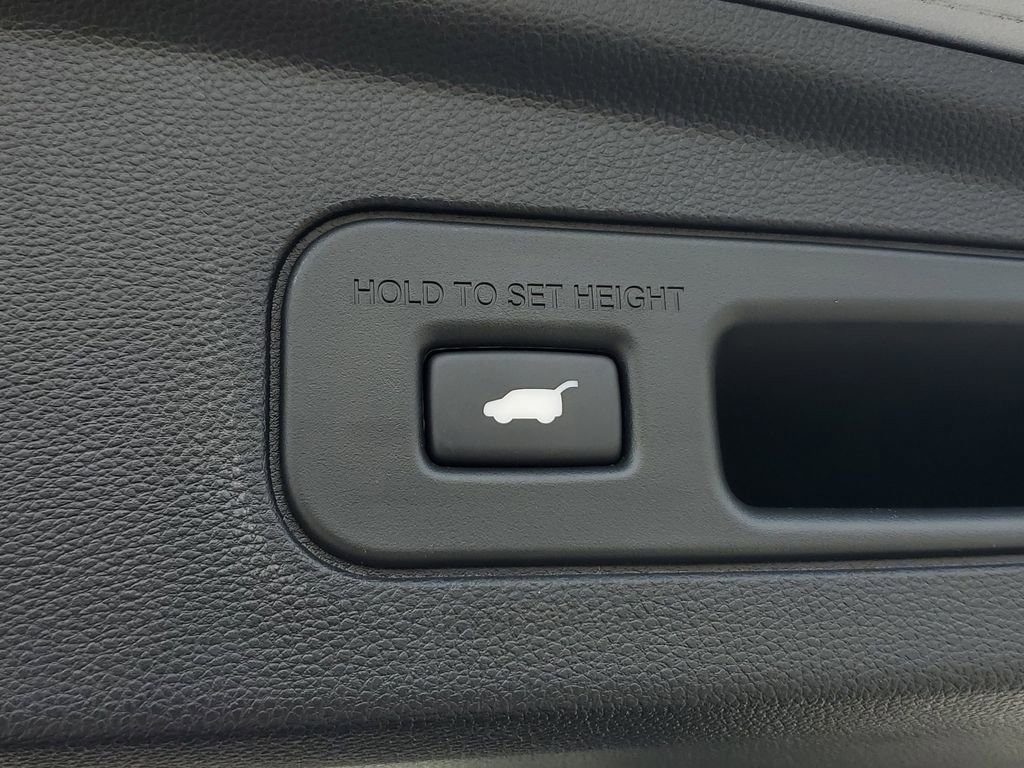 2023 Acura MDX FWD w/ Technology Package