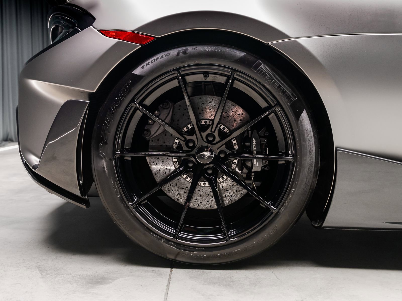 Used 2019 McLaren 600LT photo 27
