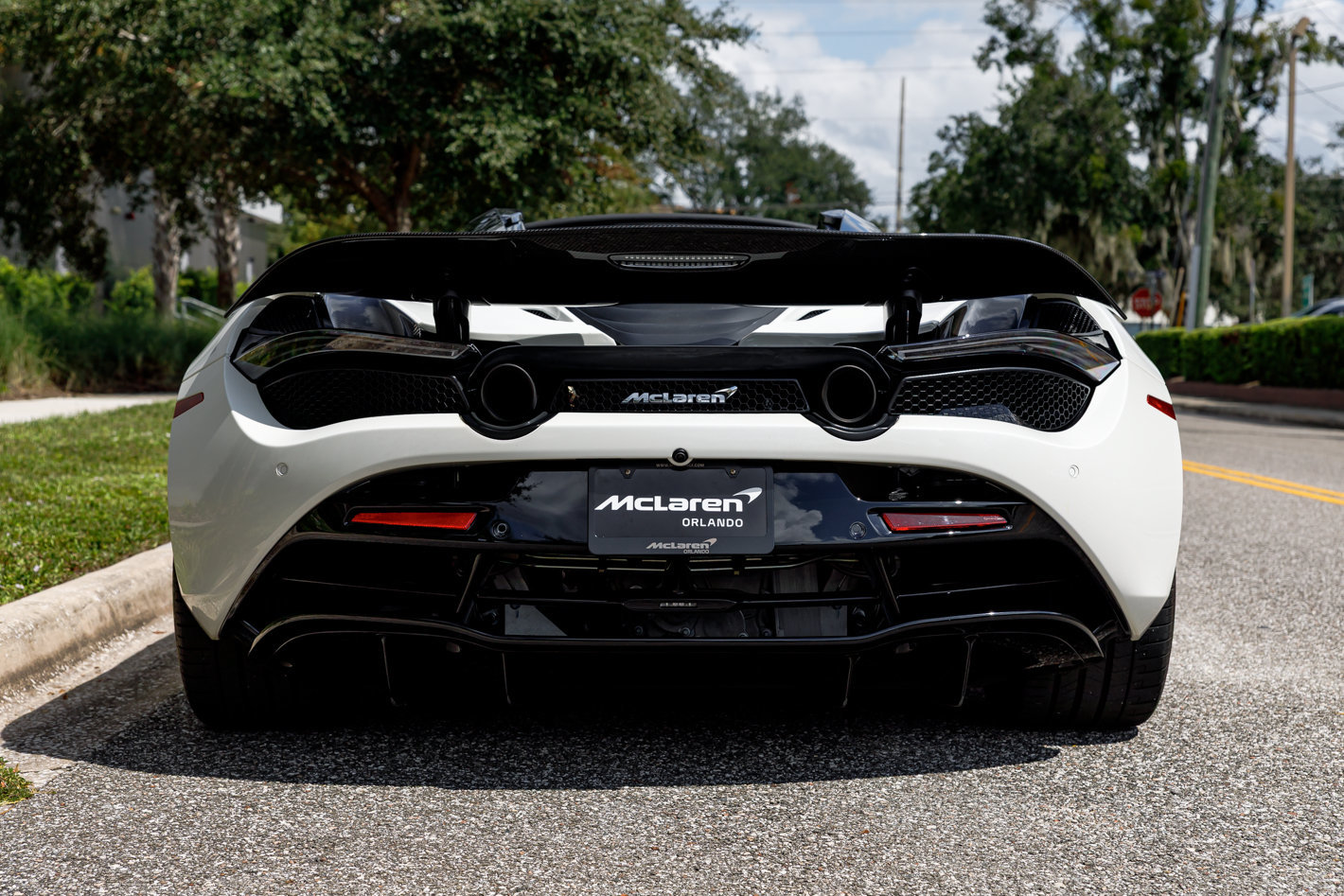 Used 2020 McLaren 720S Performance photo 14