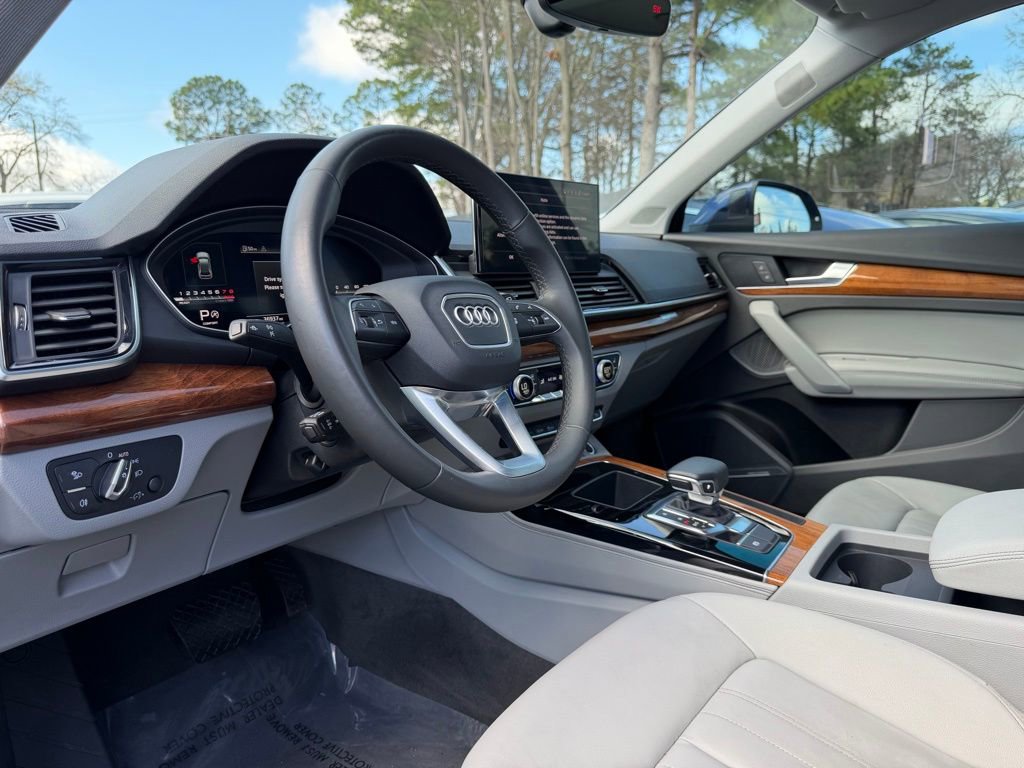 2023 Audi Q5 2.0T Premium Plus