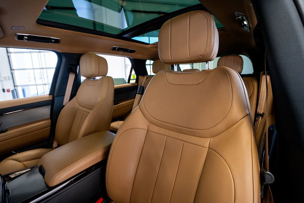 2023 Land Rover Range Rover Sport SE