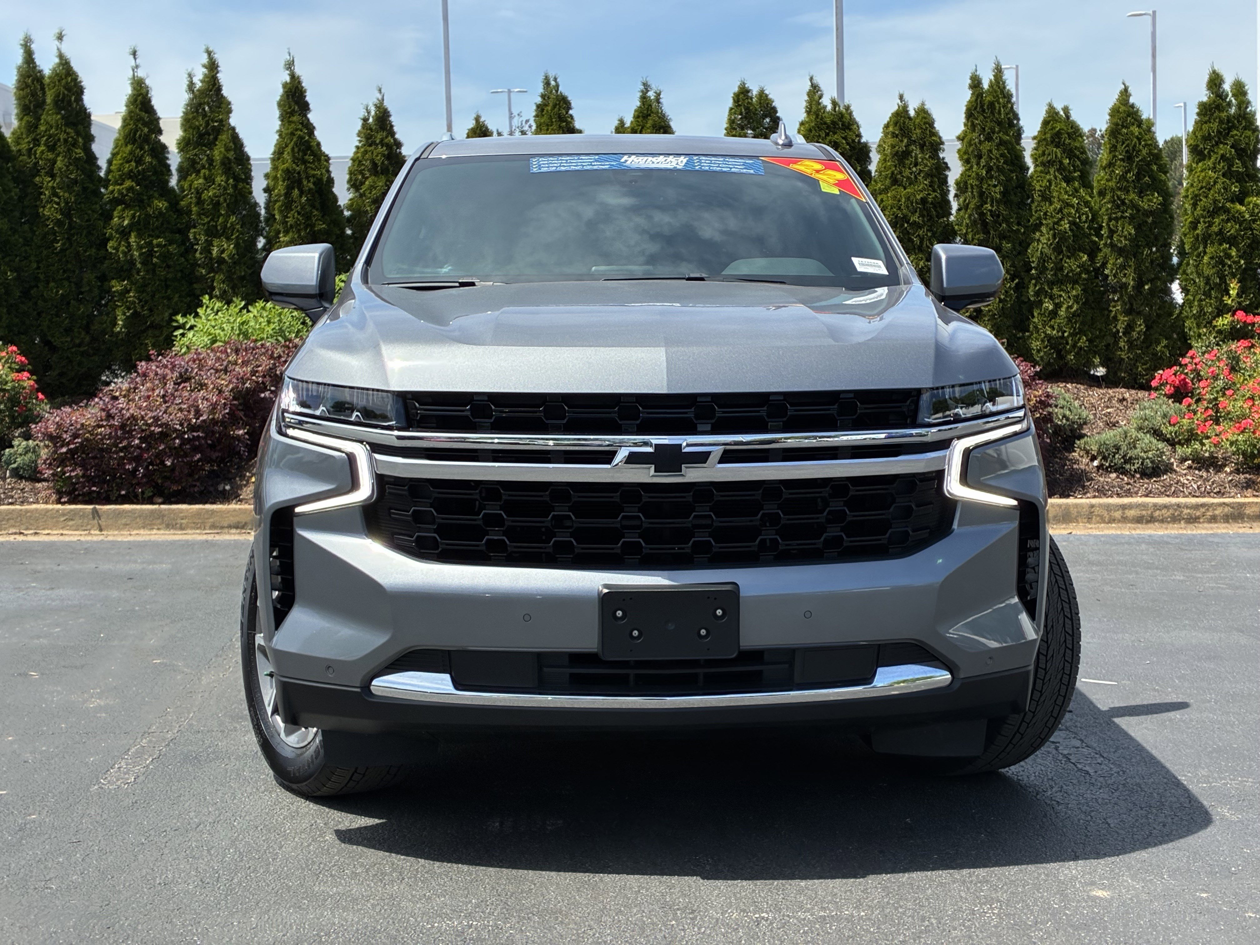 2022 Chevrolet Suburban LS