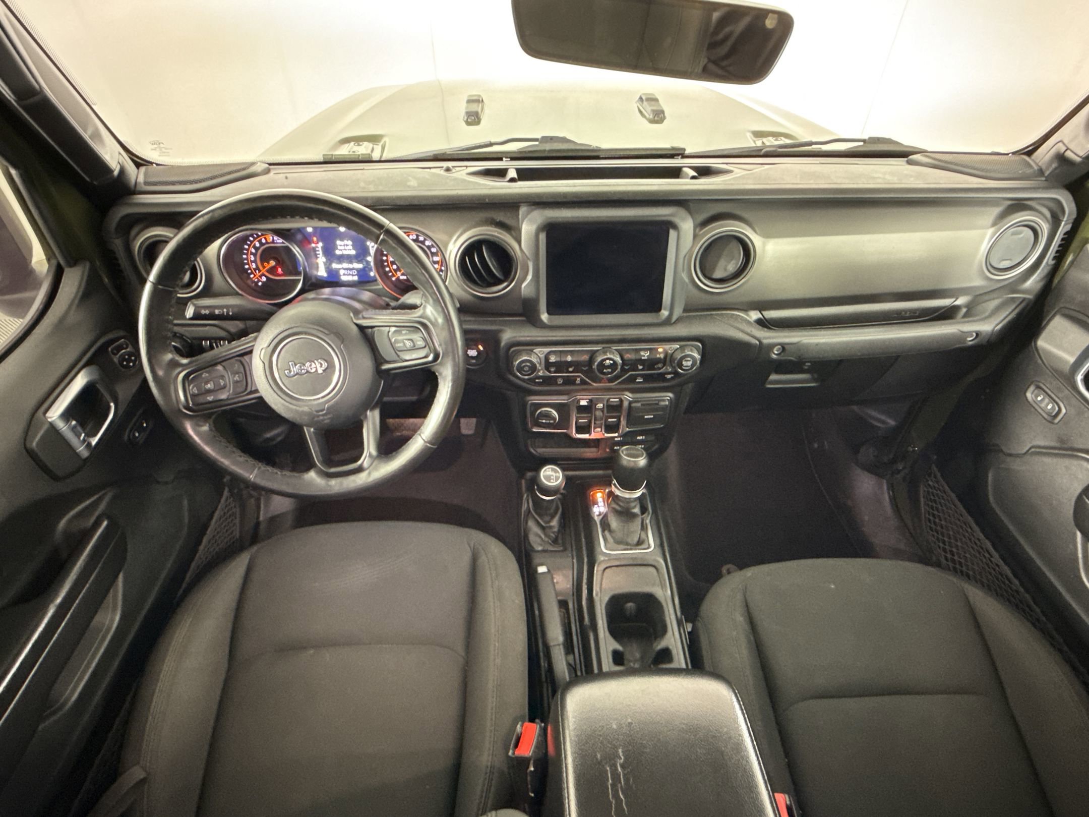 2021 Jeep Gladiator Willys