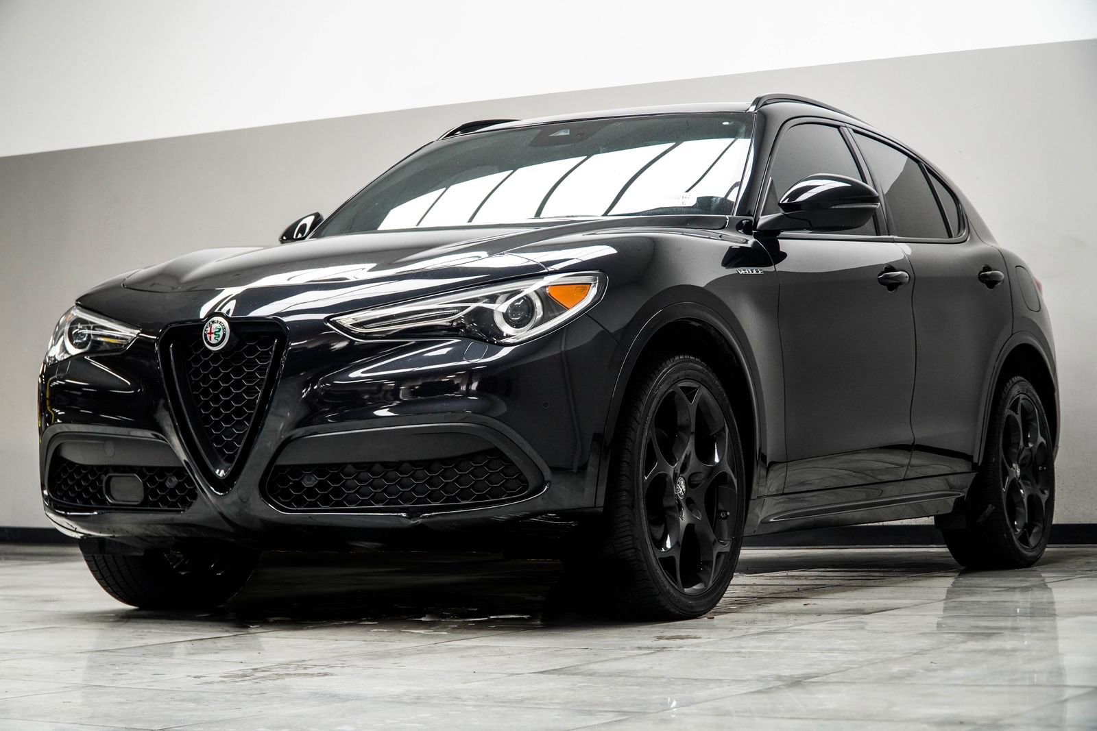 2023 Alfa Romeo Stelvio Veloce