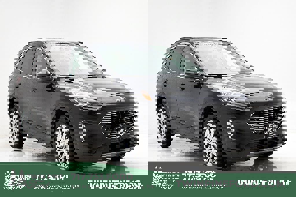 Used 2022 Ford Escape Titanium w/ Titanium Elite Package