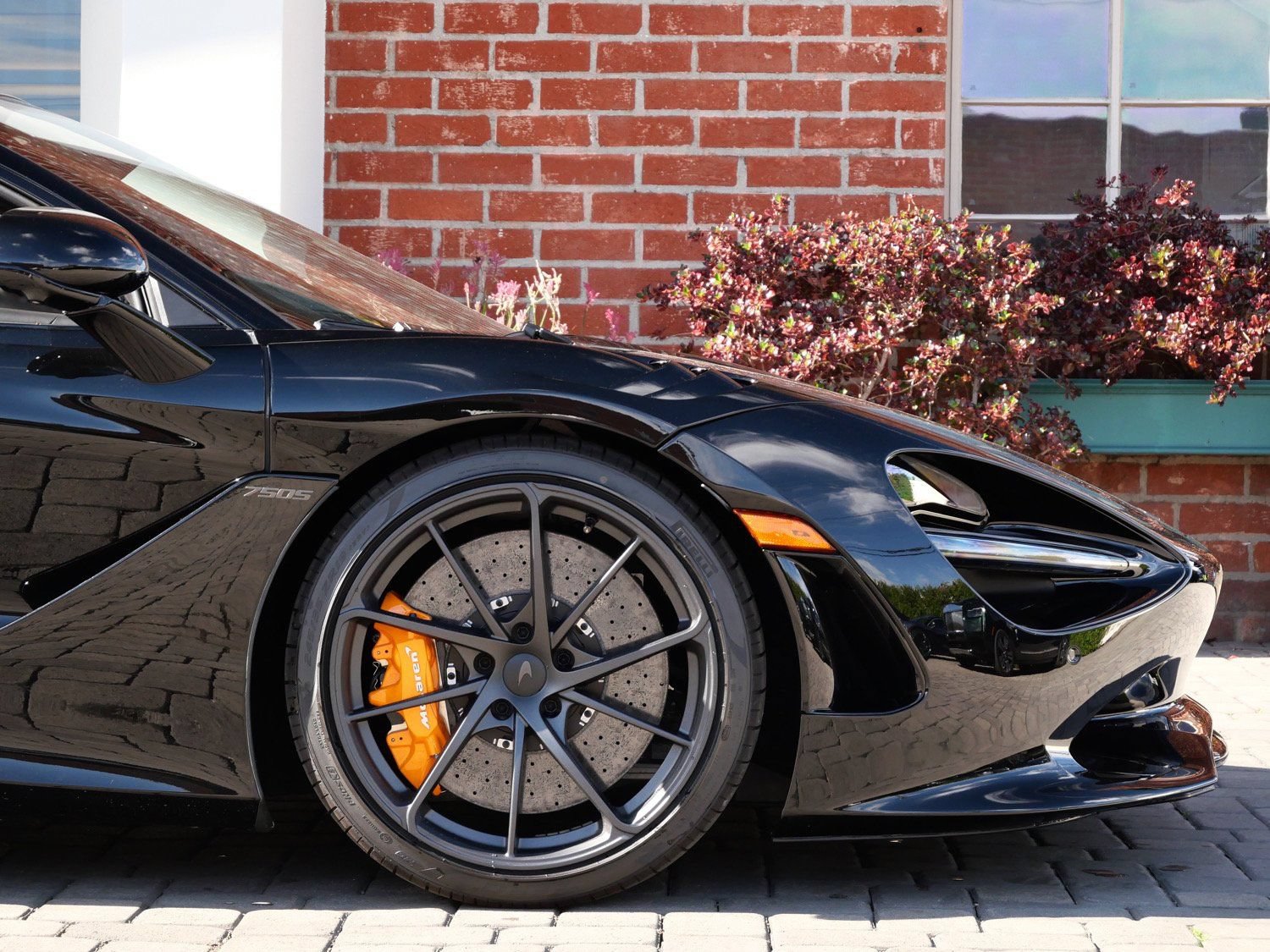 Used 2026 McLaren 750S Spider photo 7
