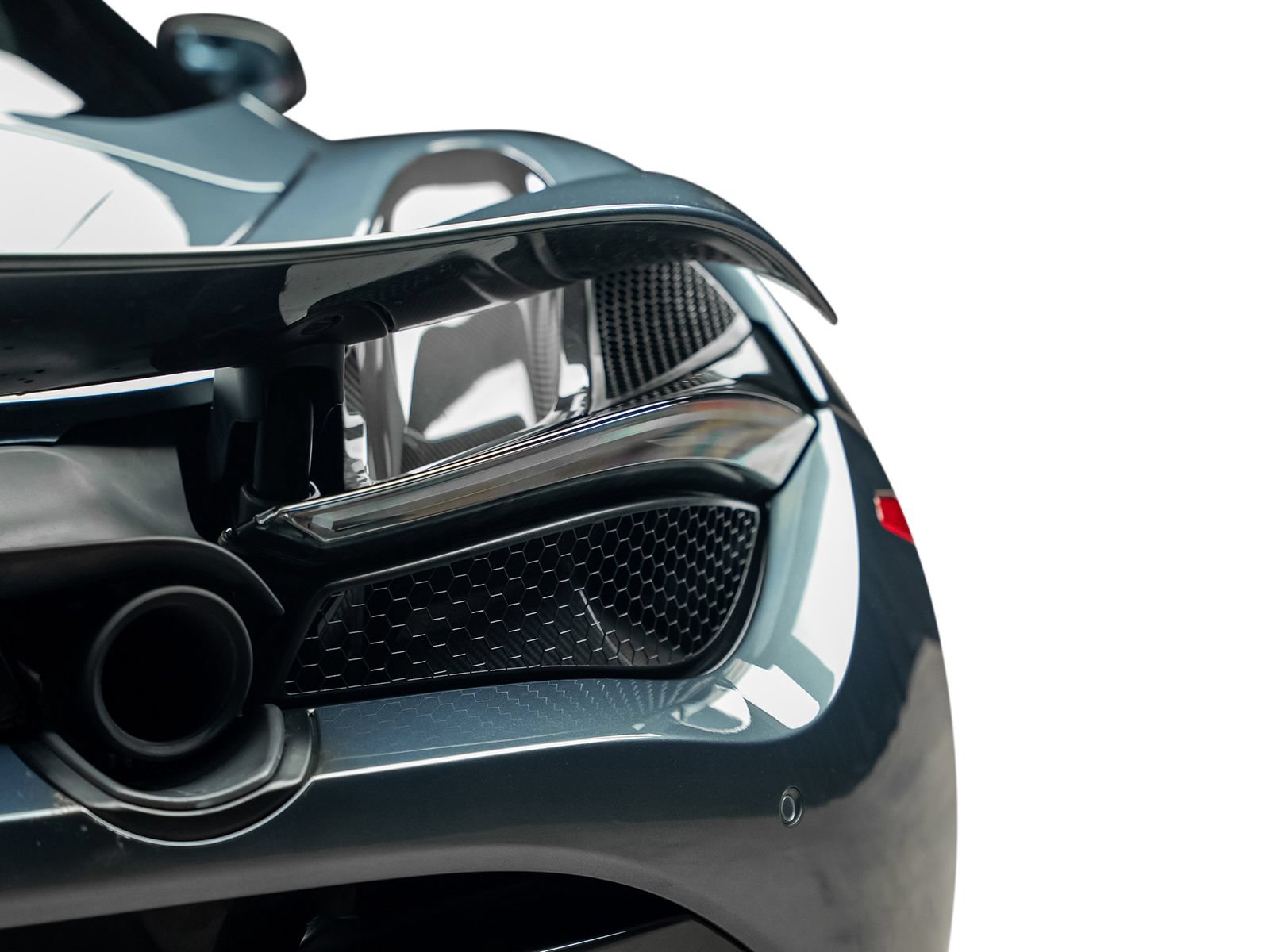 Used 2022 McLaren 720S Performance photo 15