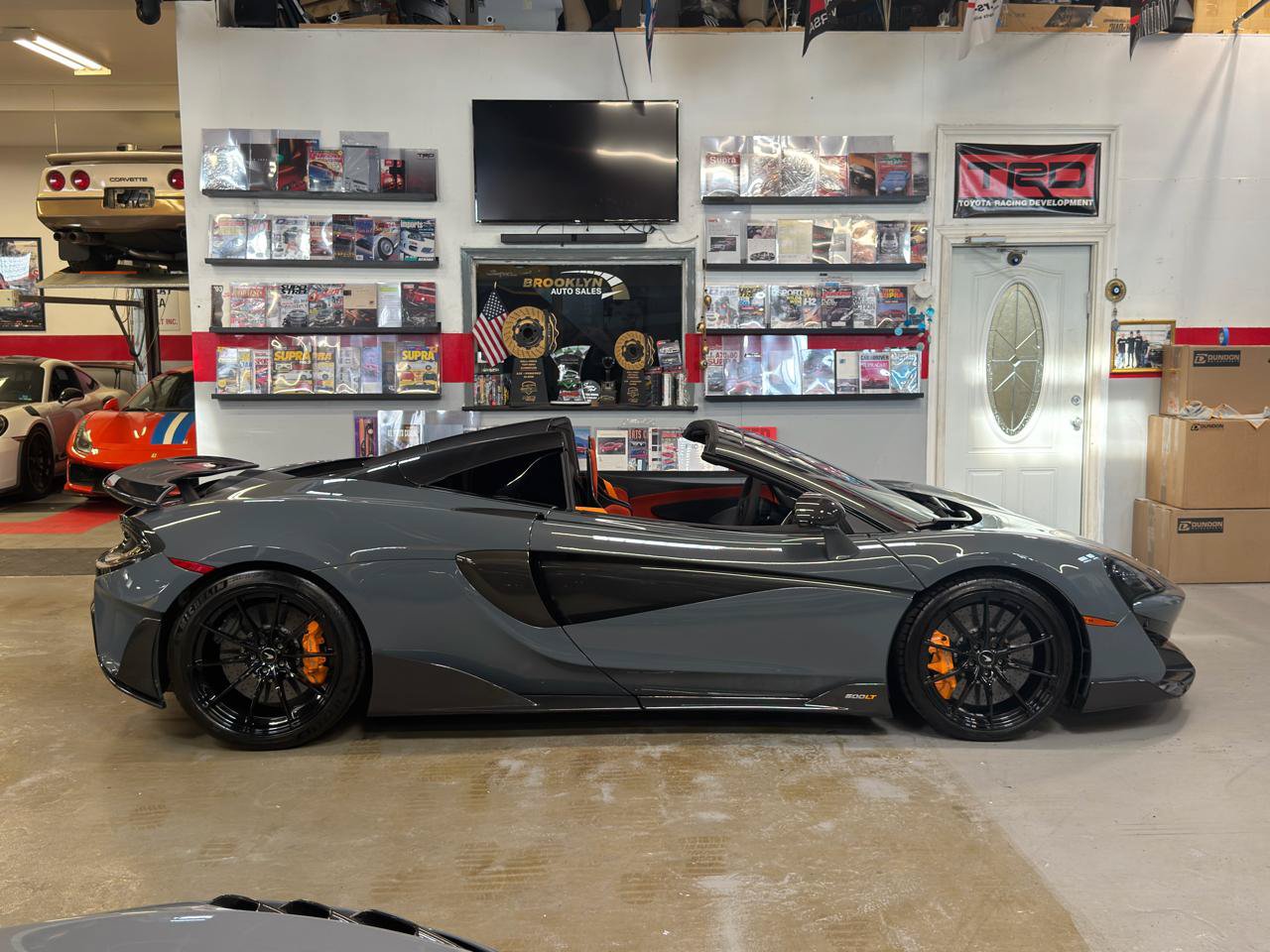 Used 2020 McLaren 600LT Spider photo 5