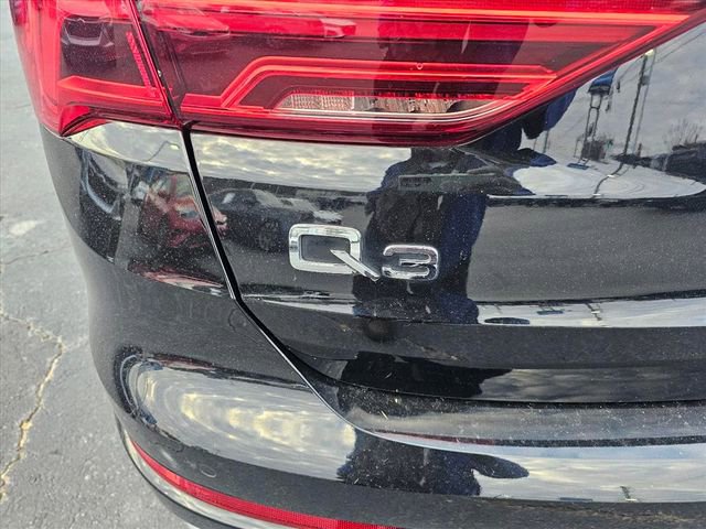 2022 Audi Q3 2.0T Premium