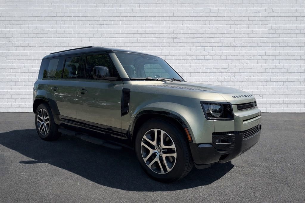 2023 Land Rover Defender 110 X-Dynamic SE