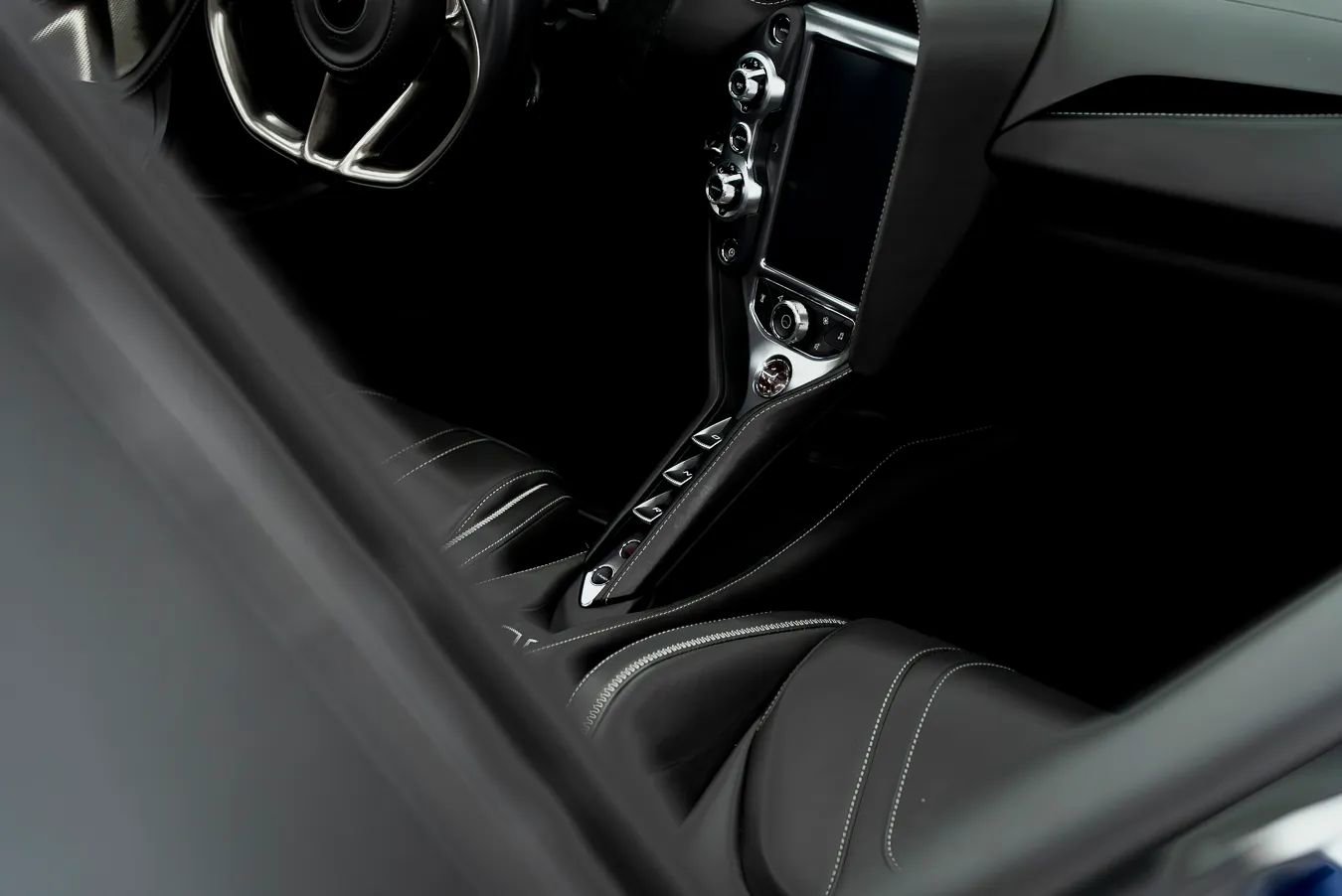 Used 2020 McLaren 720S Spider photo 28